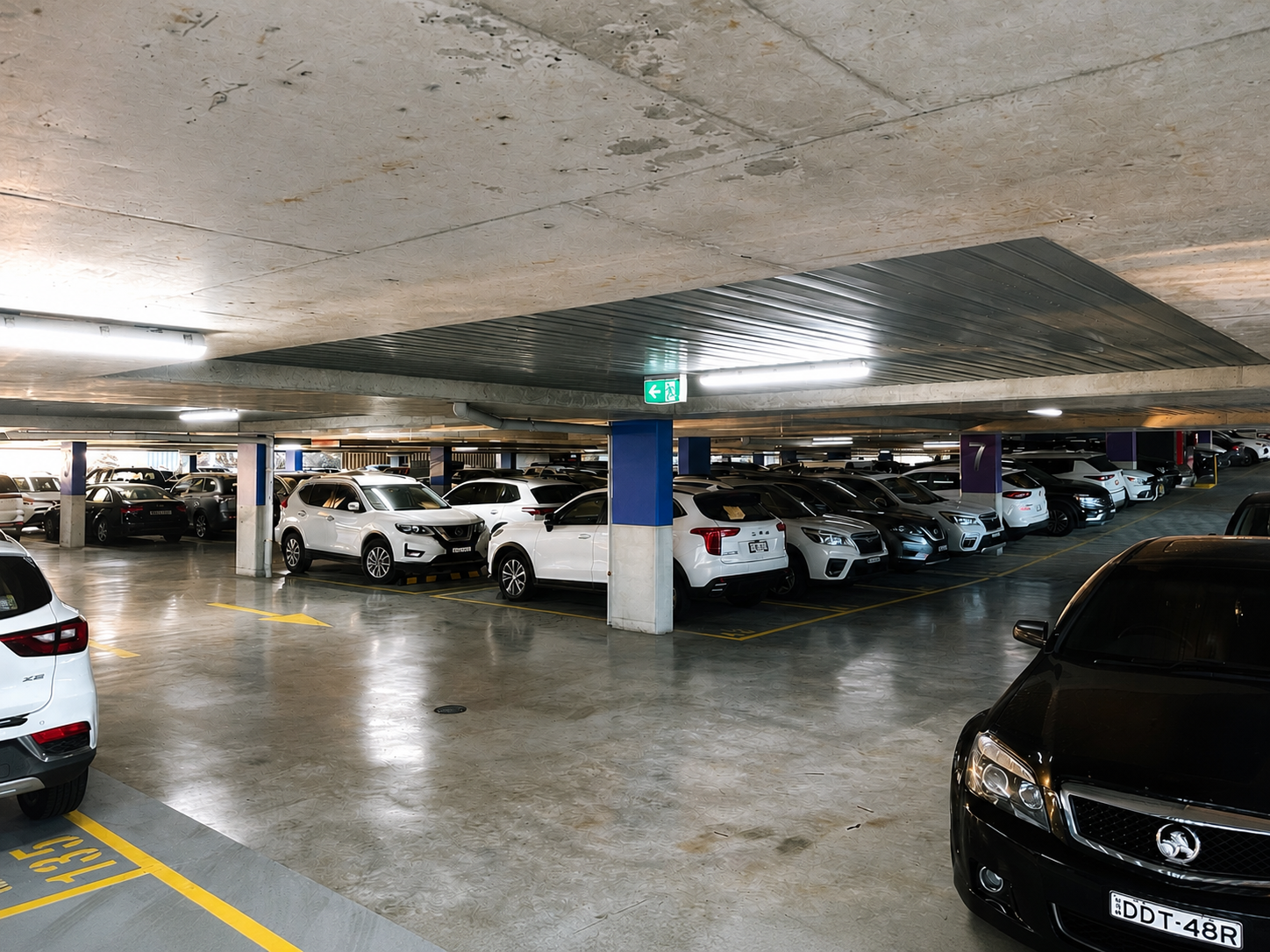 Airport parking Sydney during school holidays